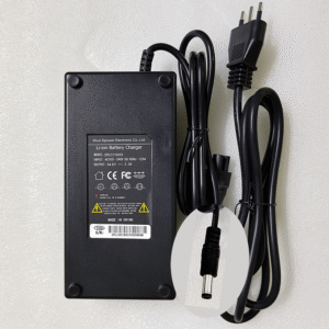 Caricabatteria litio battery charger Li-ion 48-54.6V D-Power connettore mono bici elettrica e-bike